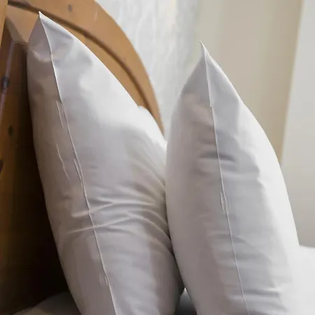 Lobster Hall ويتبي