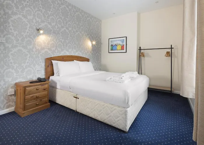 Lobster Hall 3* Whitby