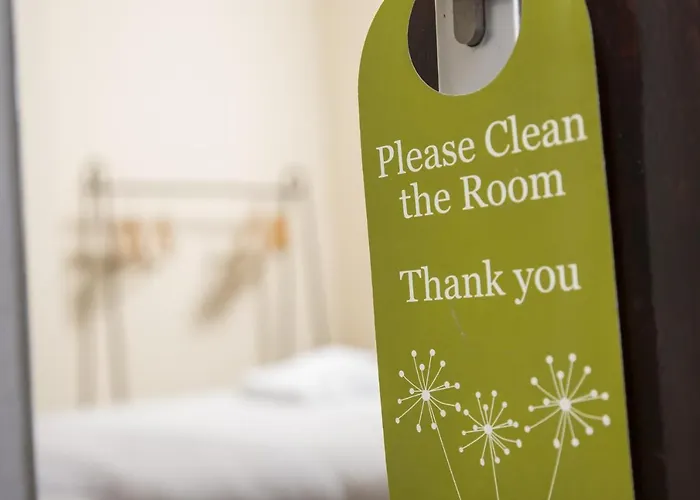 Lobster Hall Guest house 3*